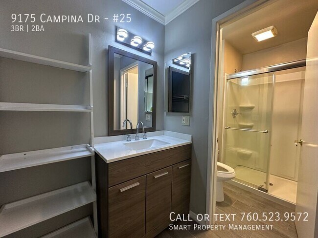 Building Photo - 9175 Campina Dr