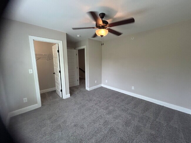 Building Photo - New Townhomes Near TTU!