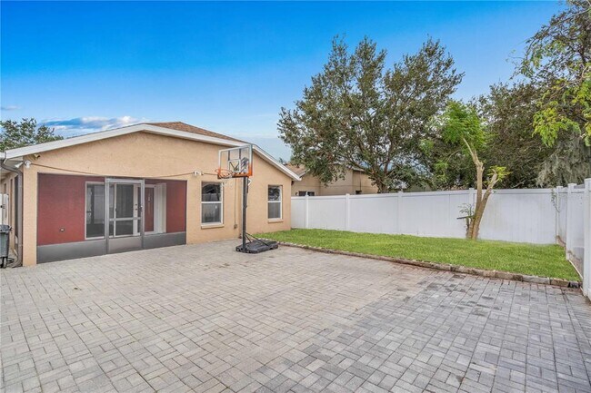 Building Photo - 11341 Cocoa Beach Dr