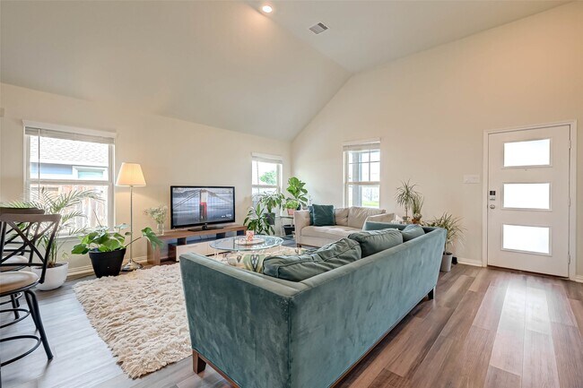 Building Photo - 5027 Green Gate Trl