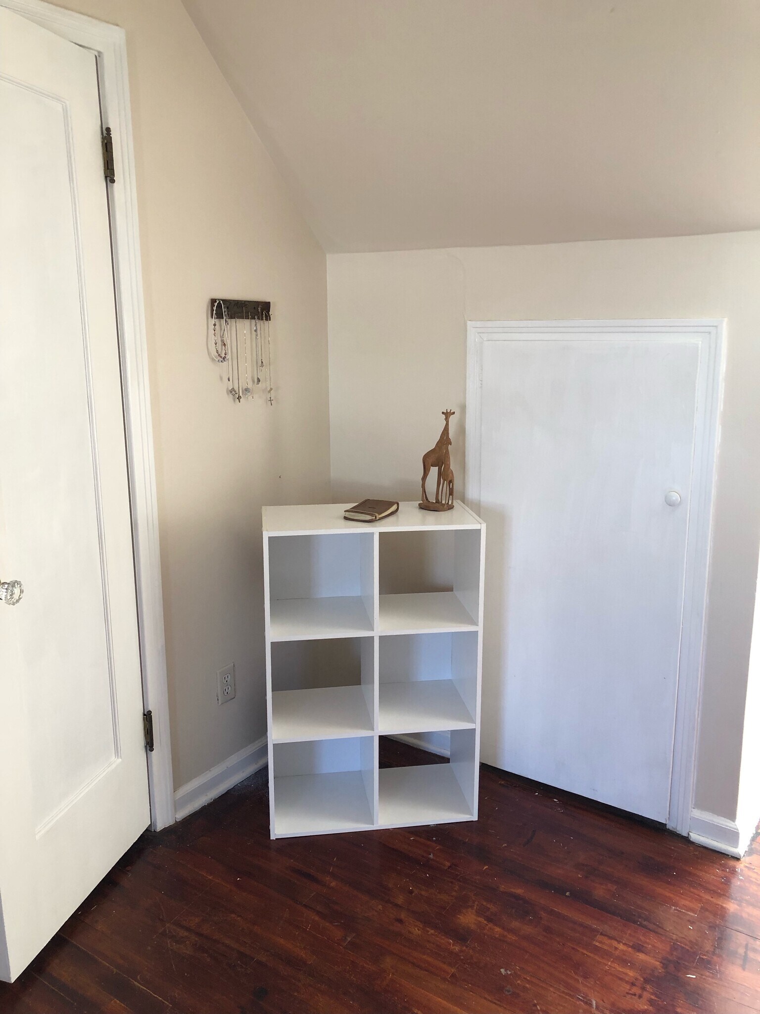 upper west bed - 1816 W Arrowhead Plz