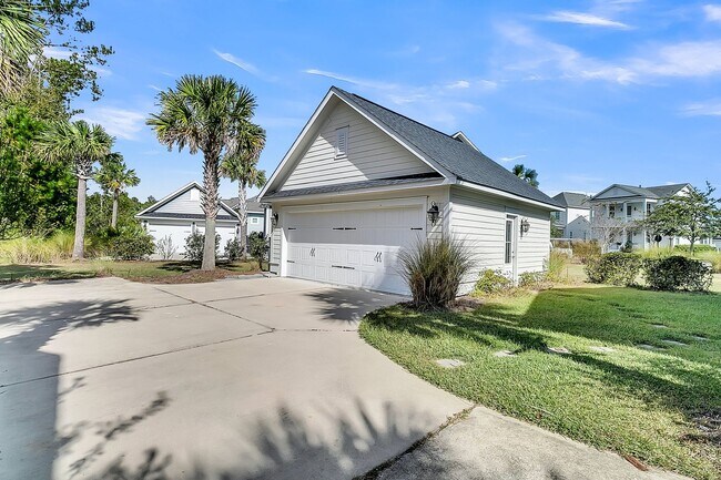 Building Photo - Gorgeous Carolina Park Home on a Corner Lot
