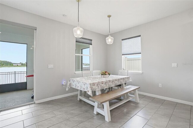 Building Photo - 3228 Living Coral Dr