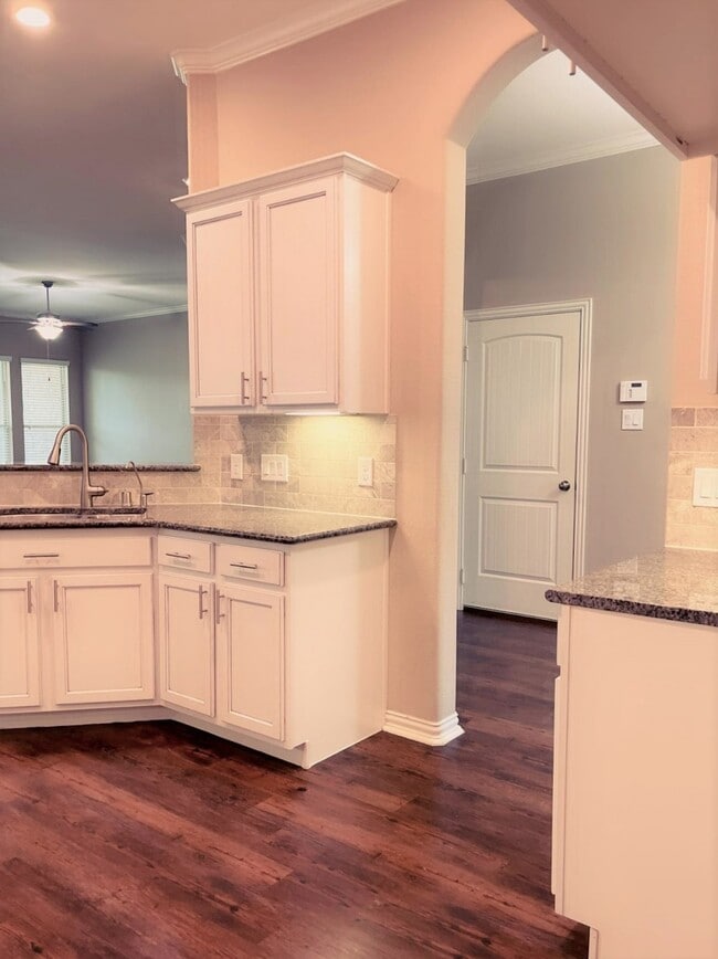 Building Photo - 13223 Alcott Forest Ln