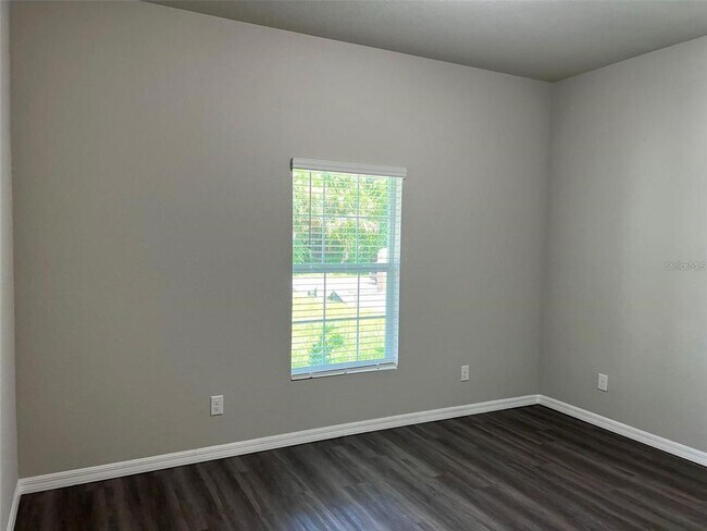 Building Photo - 3685 Trenton Ln