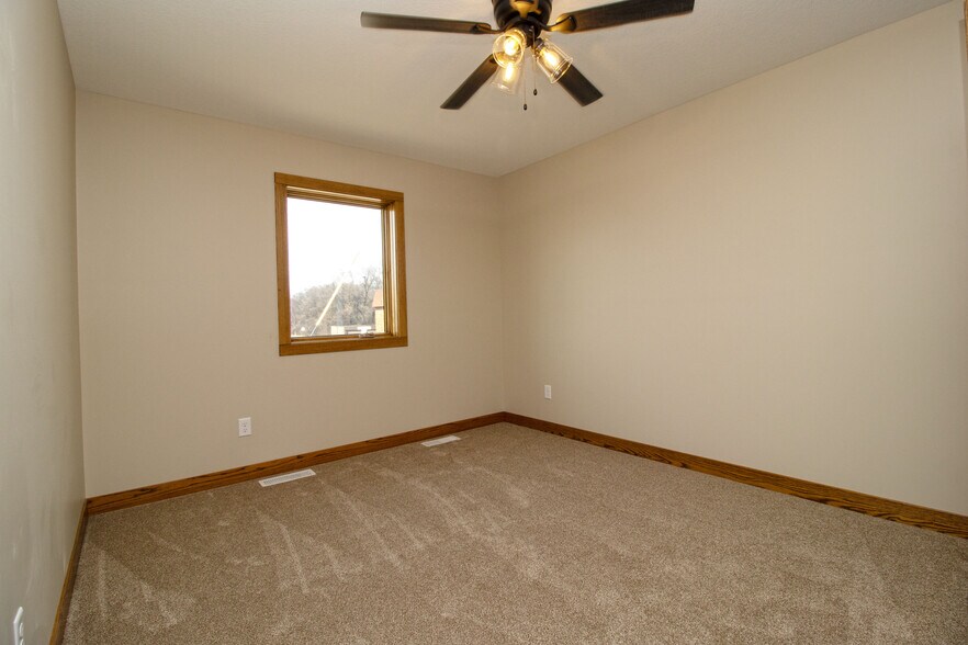 Building Photo - 610 Martin Ave