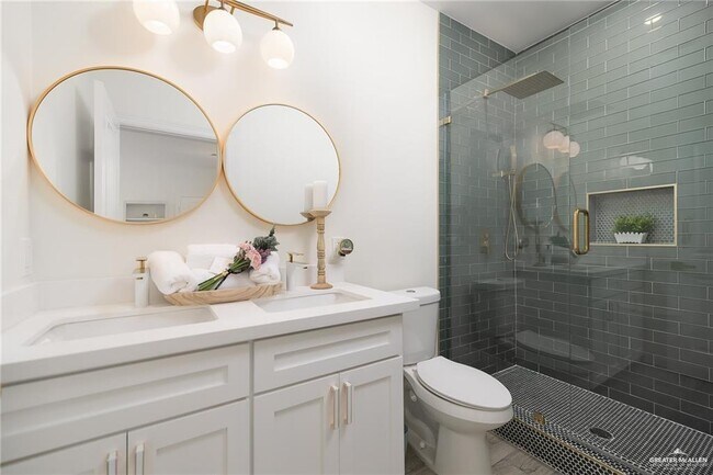 Building Photo - 38 Bass Ave