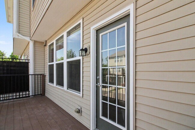 Building Photo - 44510 Ellery Ln