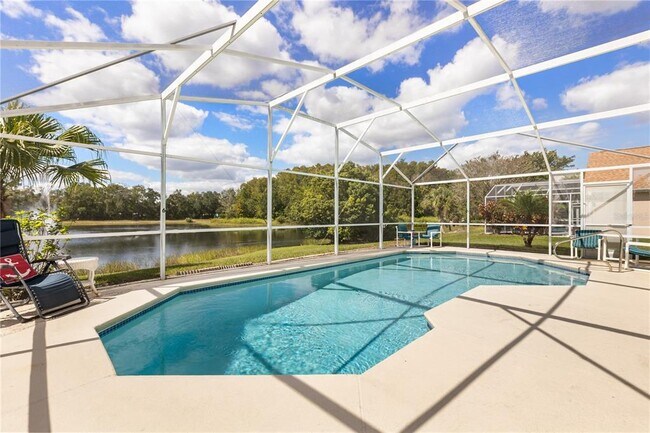 Building Photo - 2703 Chatham Cir