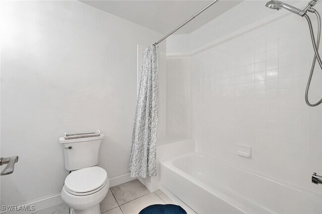 Building Photo - 3687 Maran Ln