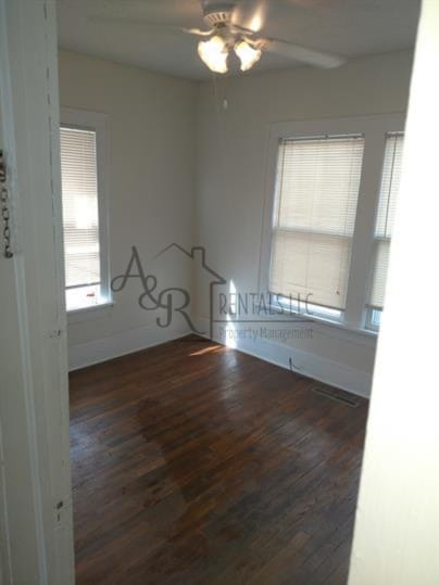 Building Photo - 904 S Locust St