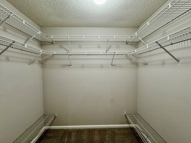 Building Photo - 218 Oligi Cir