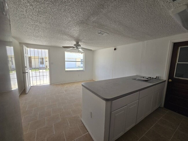 Building Photo - 4931 Filner St