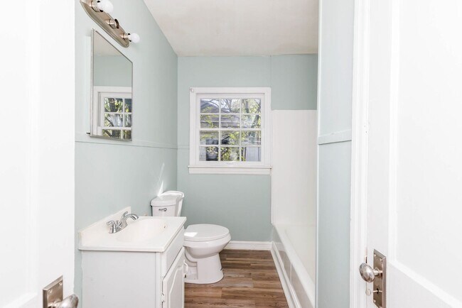 Building Photo - 1830DUPLEX