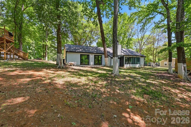Building Photo - 6123 Unity Ln NW