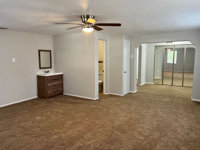 Building Photo - 4903 S 83rd St