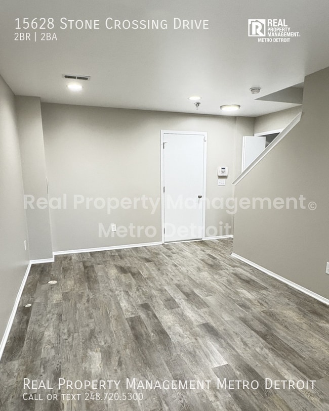 Building Photo - 15628 Stone Crossing Dr