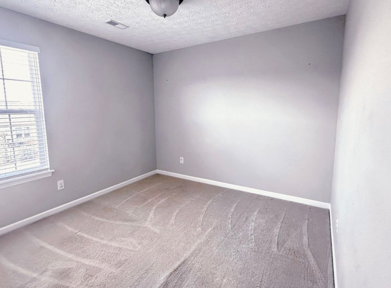 Building Photo - 37571 Tail Feather Dr