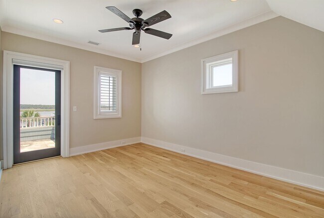 Building Photo - 4 Bedroom 4.5 Bath Home in Dunes West - Mt. Pleasant