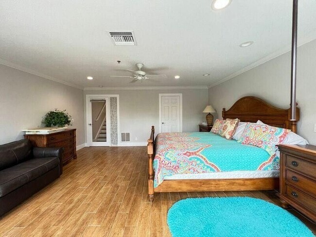 Building Photo - 4216 Sea Grape Dr