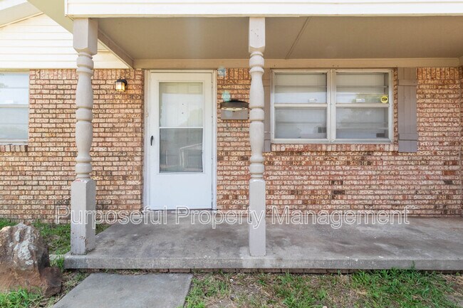 Building Photo - 1324 SW 61st Terrace
