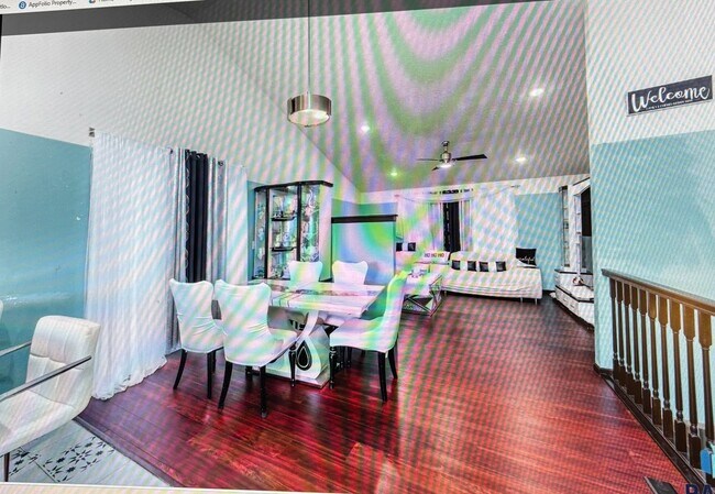 Building Photo - 1304 N Archer Dr
