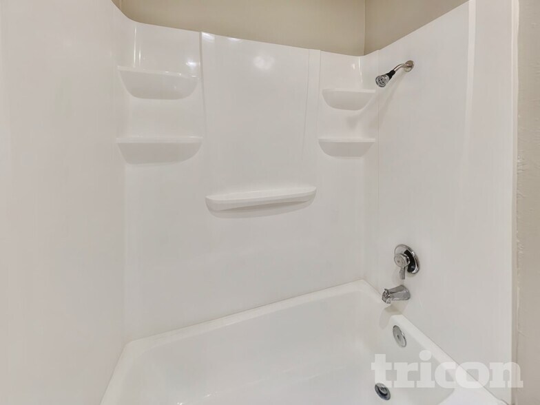 Building Photo - 2407 Springridge Dr