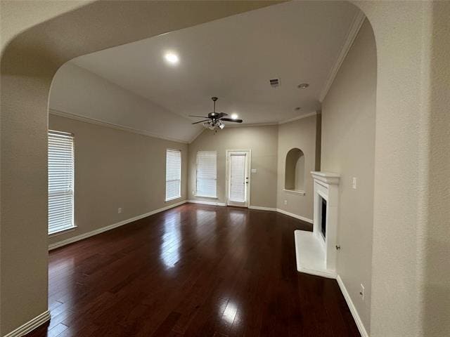 Building Photo - 725 Red Elm Ln