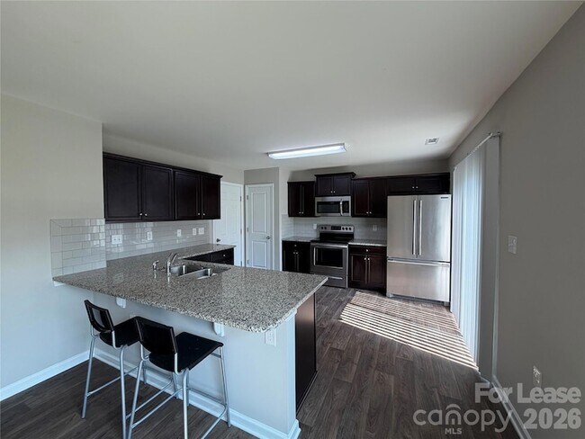 Building Photo - 4265 Long Arrow Dr