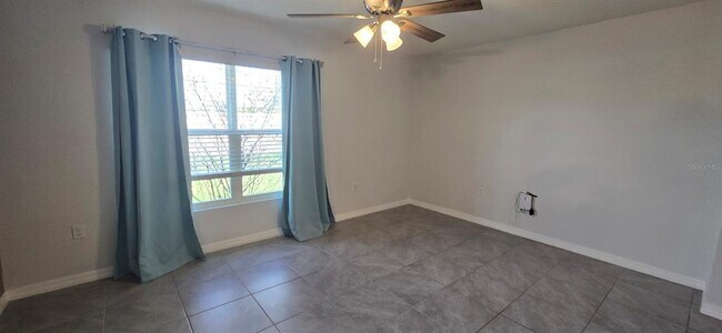 Building Photo - 8557 Triumph Cir