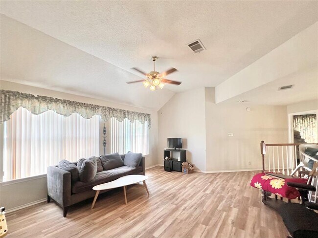 Building Photo - 1105 Ravens Cove