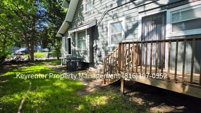 Building Photo - 3 Bed 1 Bath ready to rent!