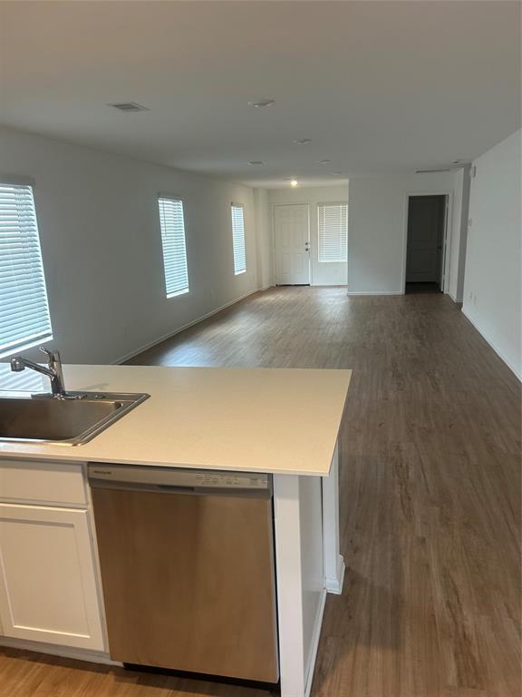 Building Photo - 17743 Pemswood Dr