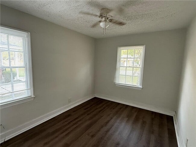 Building Photo - 1352 E Gulf Field Dr