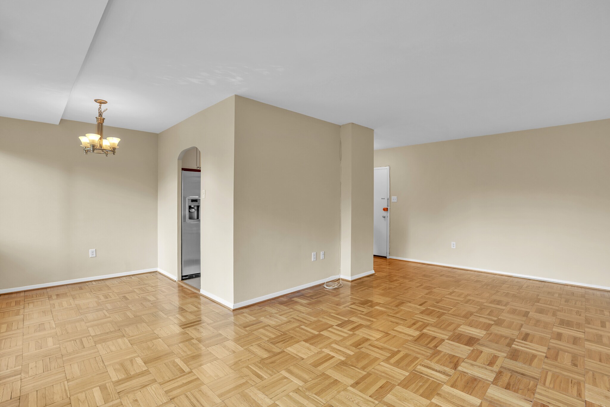 Building Photo - 4000 Tunlaw Rd NW