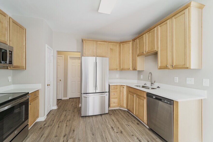 Building Photo - 9216 Aloysia Ln
