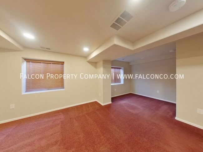 Building Photo - 6239 Hartman Dr