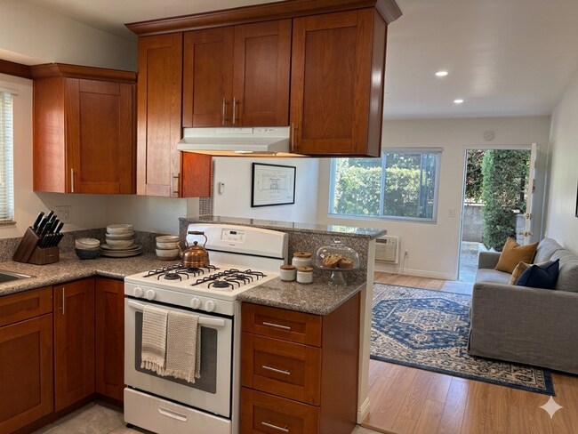 Building Photo - 1111 Tyler St