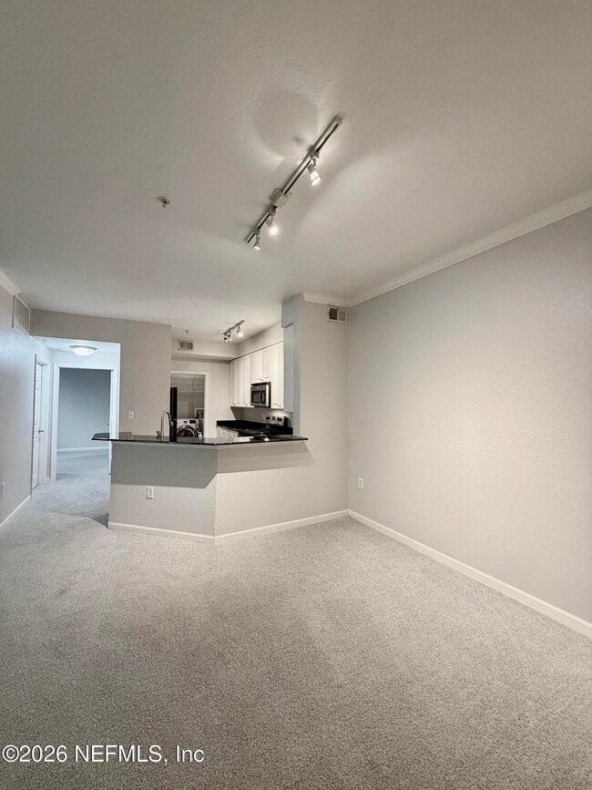 Building Photo - 1001 Monument Rd