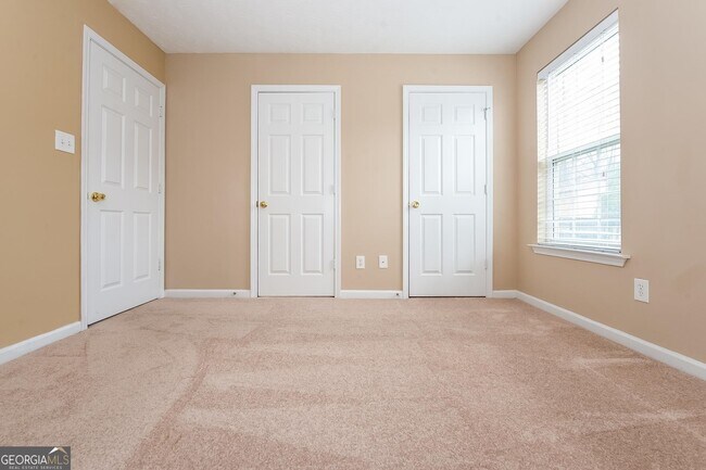 Building Photo - 11219 Knotty Pine Pl