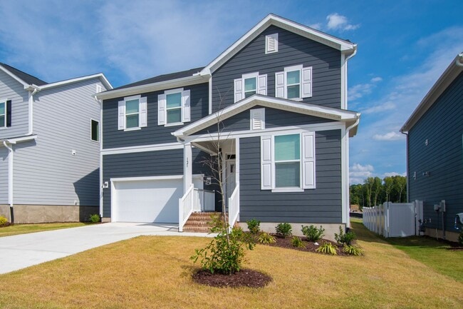 Building Photo - Rolesville Gem: Elegant 5-Bedroom Home wit...