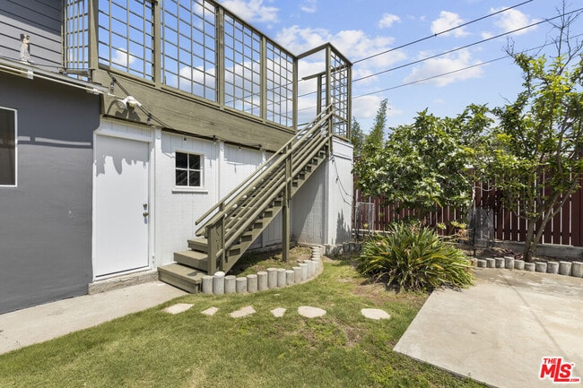 Building Photo - 11110 Charnock Rd