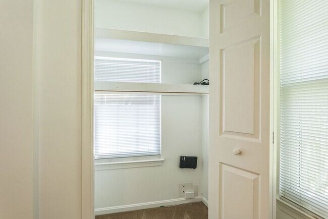 Building Photo - 6047 Red Wolf Pl