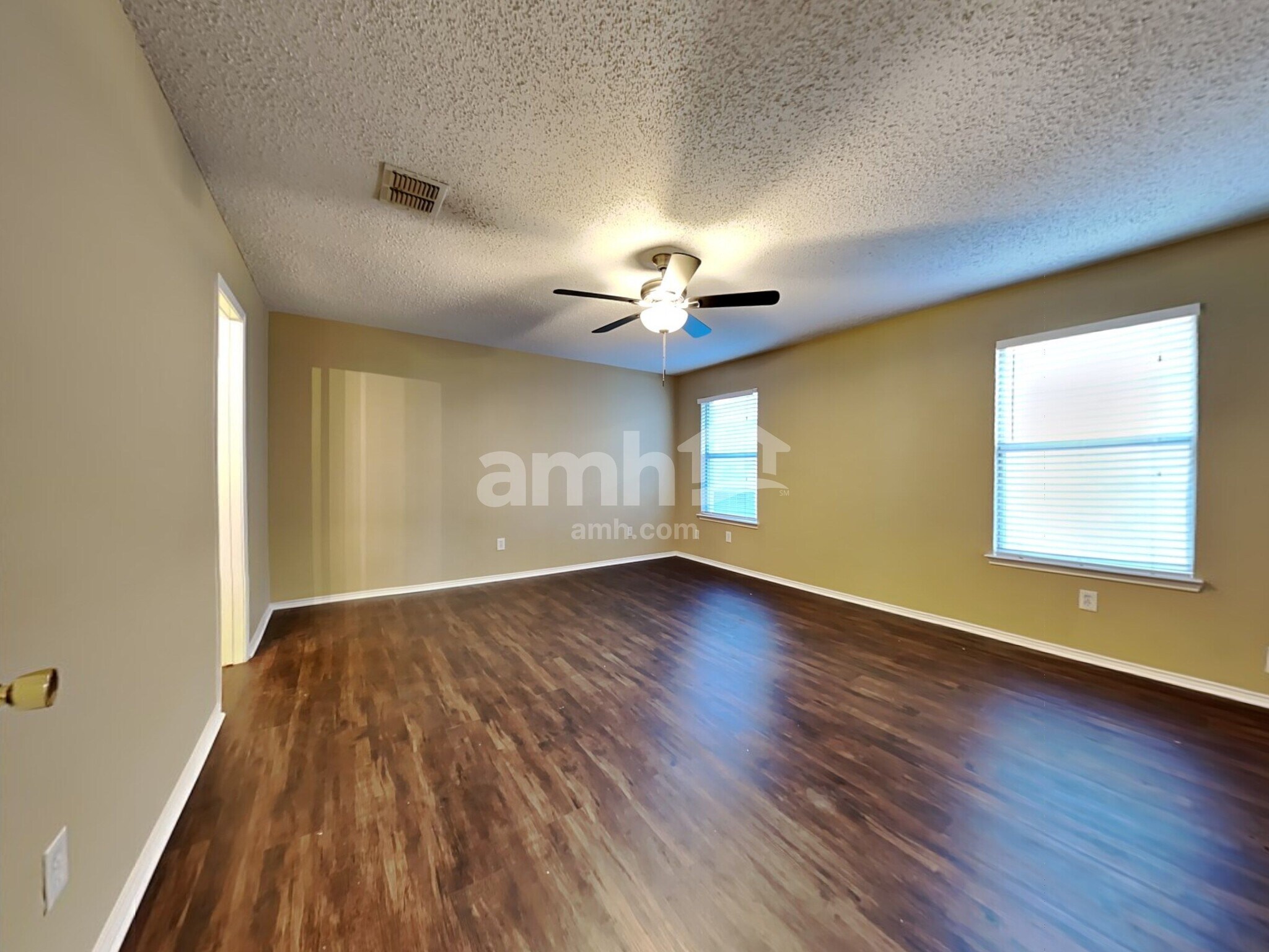 Building Photo - 2970 Marquis Ln