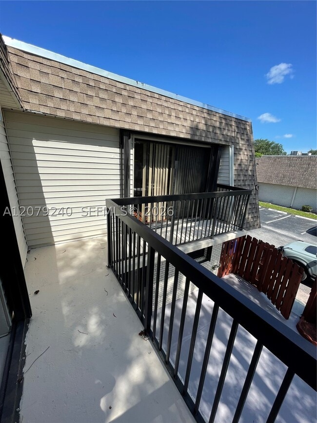 Building Photo - 8215 SW 23rd St