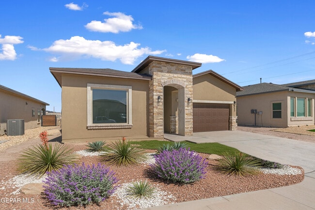 Building Photo - 360 Playa Vis St