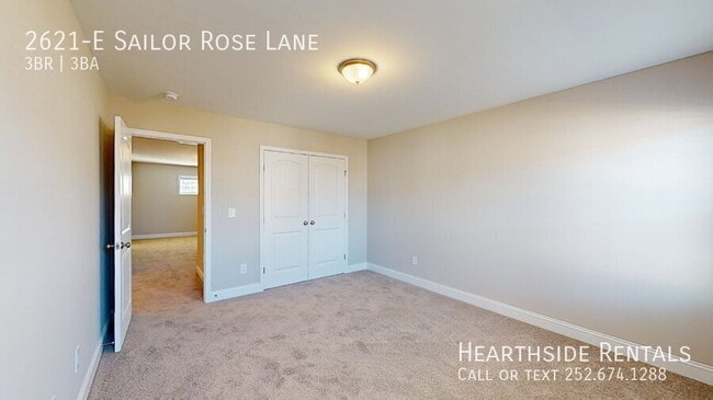 Building Photo - 2621-E Sailor Rose Ln