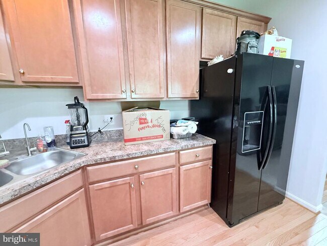 Building Photo - 43661 Evening Primrose Ct