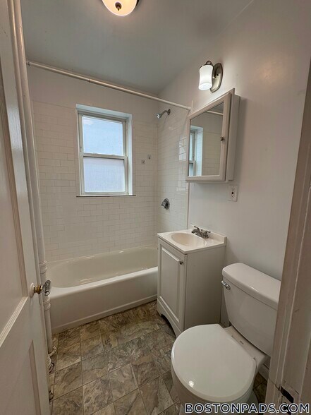 Building Photo - 1615 Commonwealth Ave