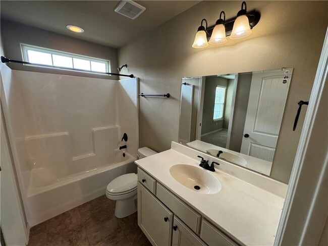 Building Photo - 626 N Tennyson Ln